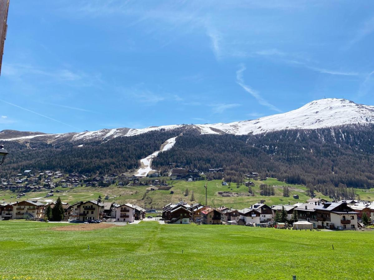 Mountain Chalet Milly Livigno Exterior foto
