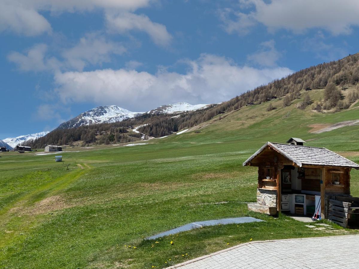 Mountain Chalet Milly Livigno Exterior foto