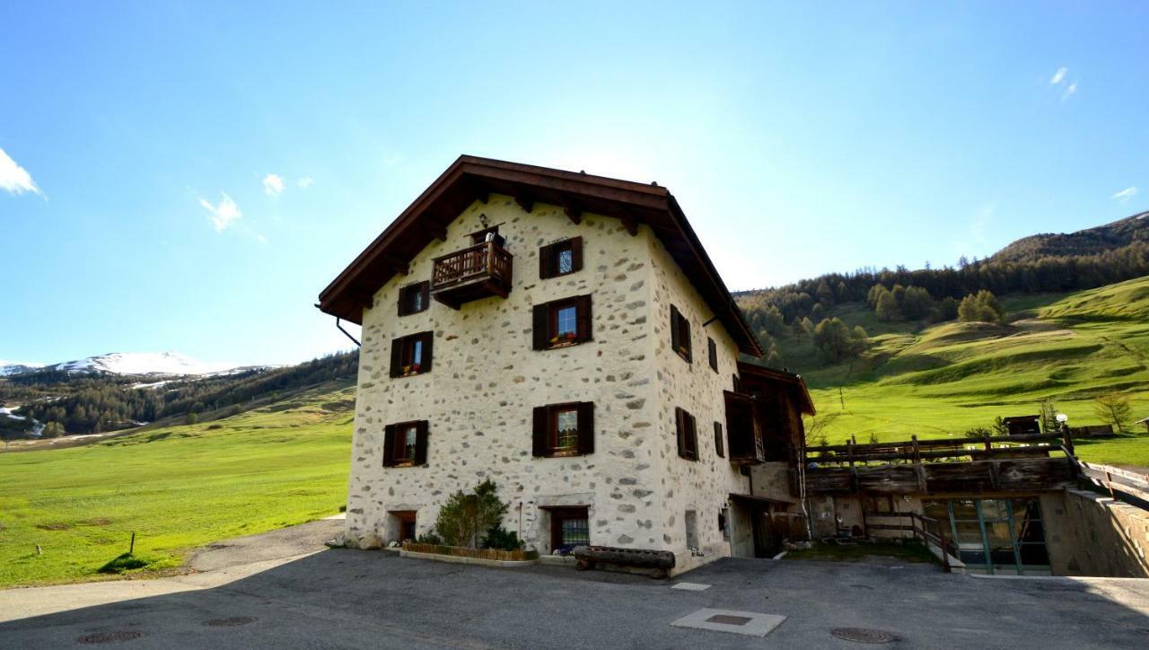 Mountain Chalet Milly Livigno Exterior foto