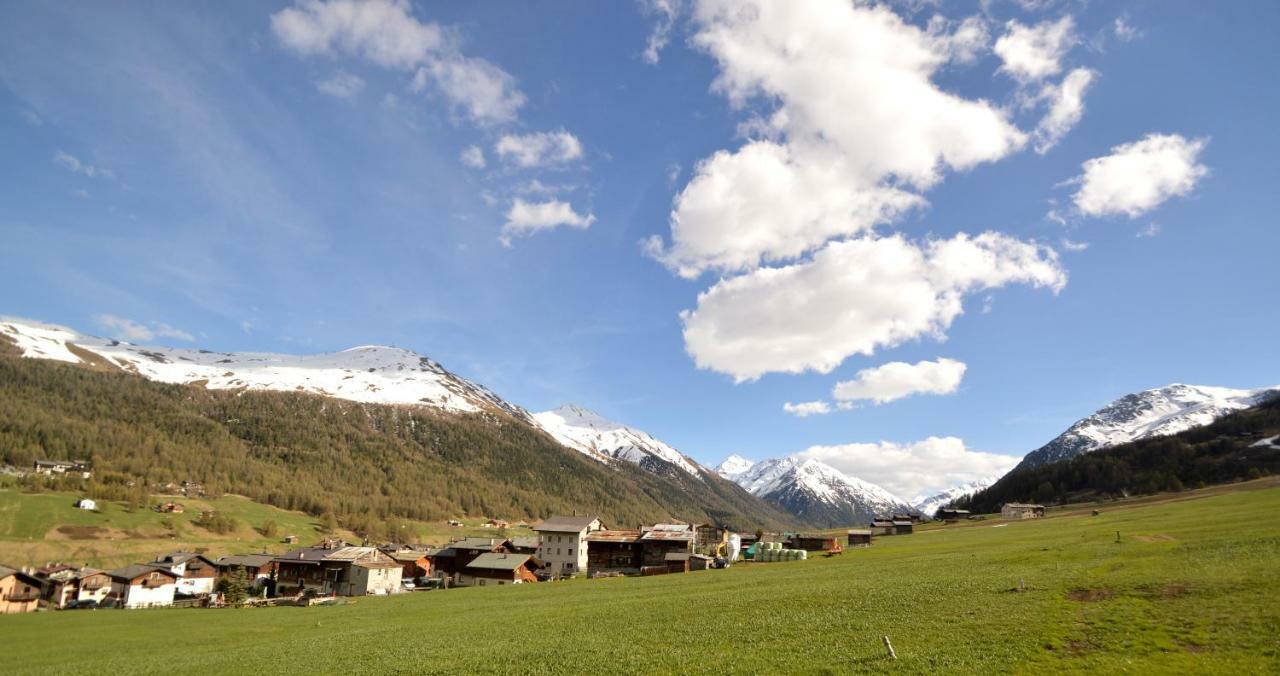 Mountain Chalet Milly Livigno Exterior foto